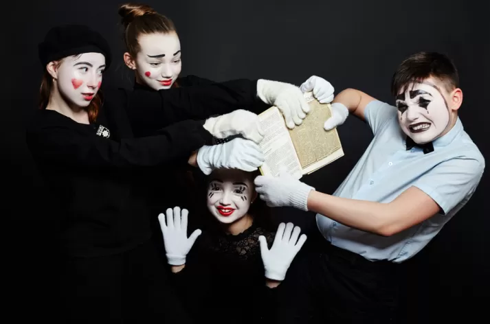 10-12 yaş yaratıcı drama eğitimi fiyatları