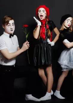 13 17 yaş yaratıcı drama dersi