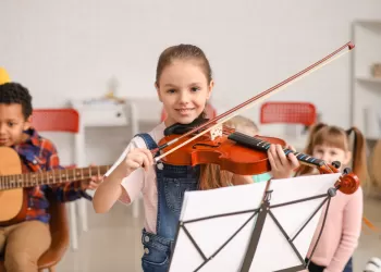 Uzmanlar Uyarıyor! 9 Yaş Çocuk Gelişim Özelliklerini Destekleyecek Kurslar Çok Önemli!