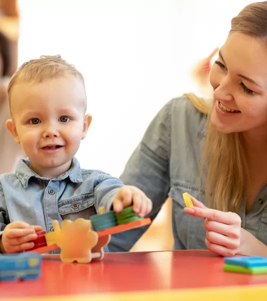 anne çocuk yaratıcı drama eğitimi