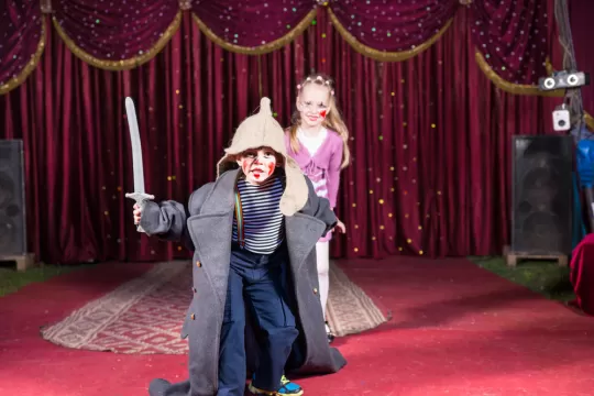 çocuklar için pandomim atölyesi