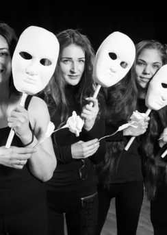 kurumlara yönelik drama ile farkındalık kursu