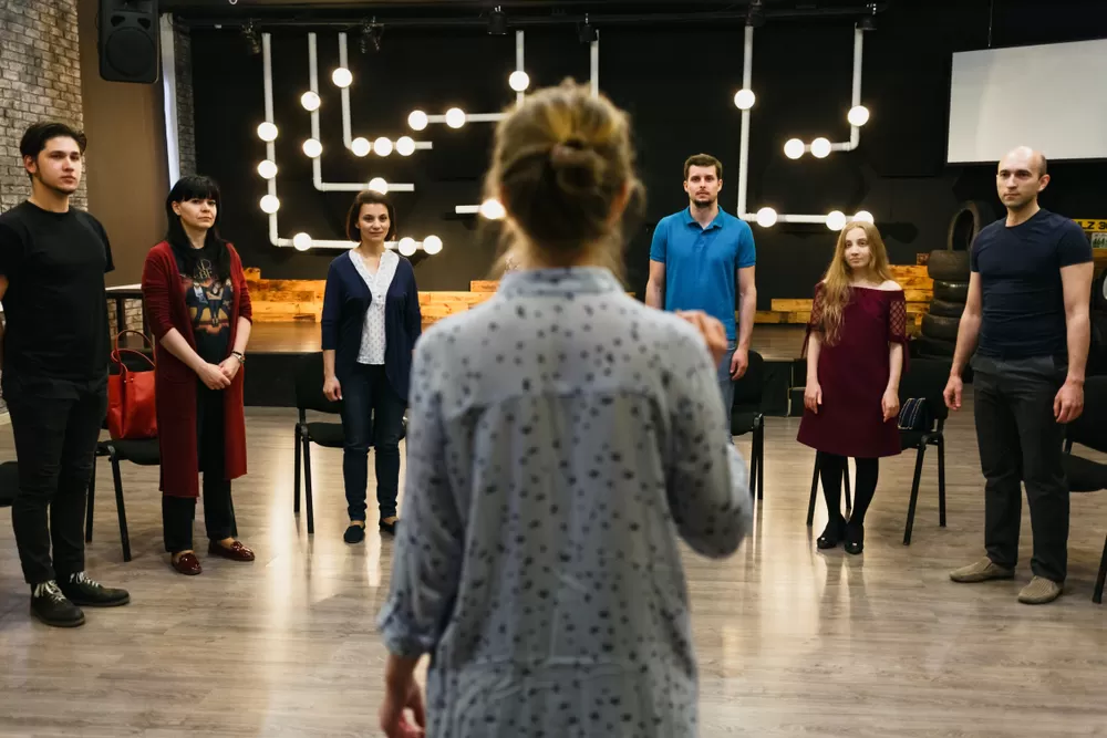 uygulamalı yaratıcı drama ile farkındalık ve iletişim eğitimi