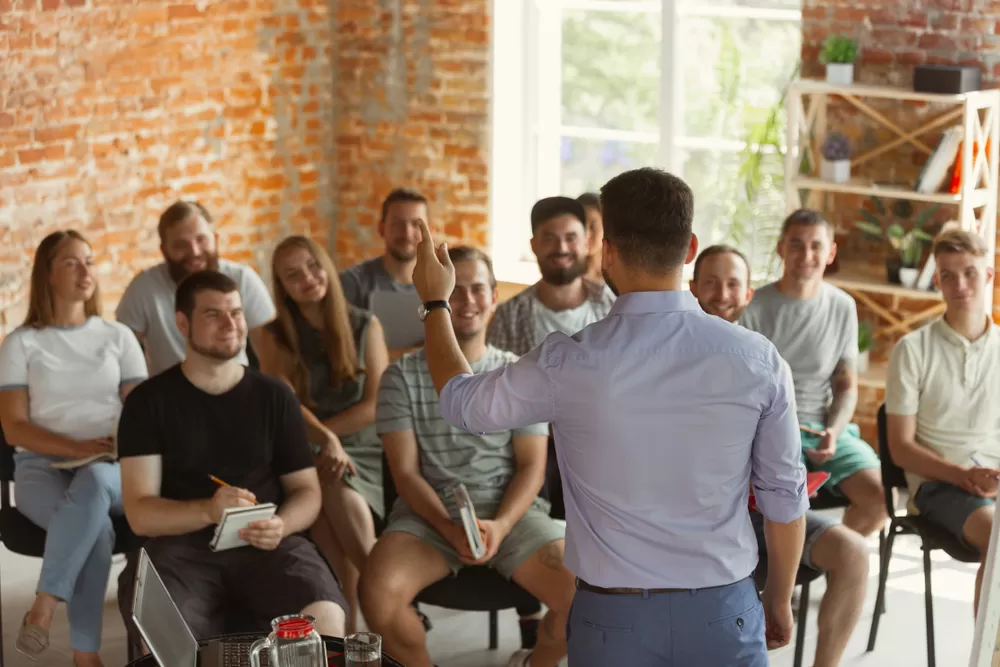 yaratıcı drama ile farkındalık ve iletişim eğitimleri