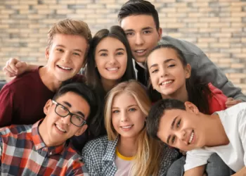 Yaratıcı Drama Eğitimi Veren Üniversiteler