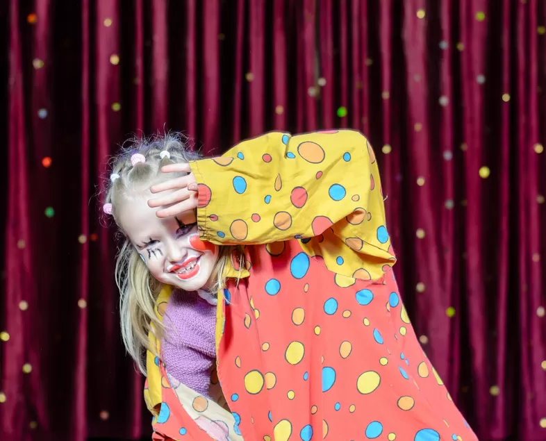 drama akademi izmir karşıyaka iletişim